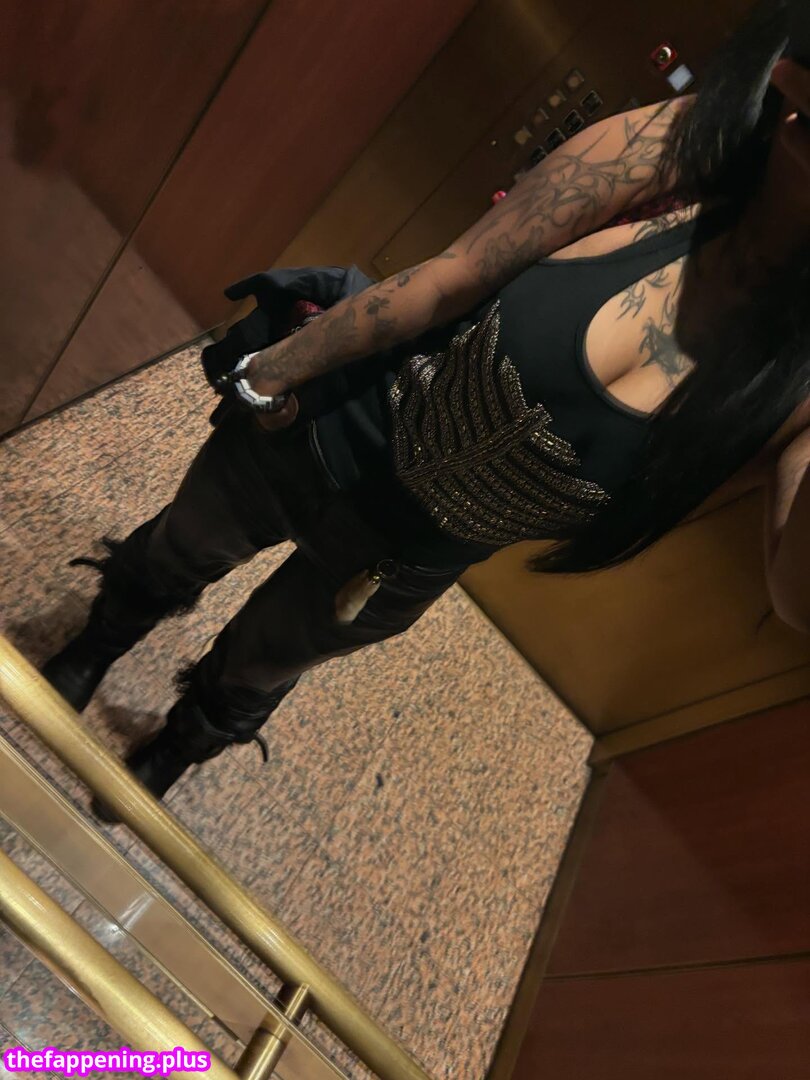06parisrx / godssfavorite6 / https: Nude OnlyFans Photo #11