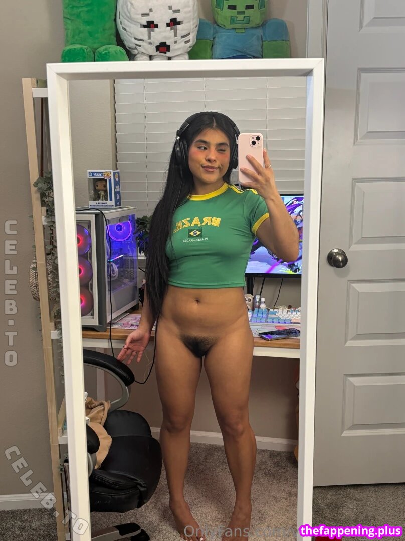 444Vanessa / 444vanessak / bougie_vee / iitmythrowaway / vanessak_2002 Nude OnlyFans Photo #19