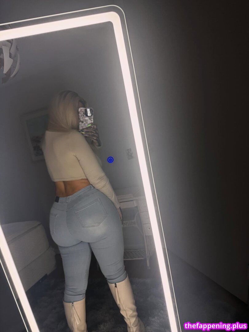 aaliyah_maserati / aaliyahmaserati / https: Nagie OnlyFans Zdjęcie #11