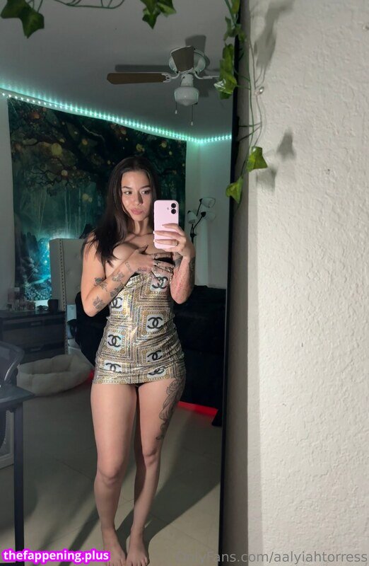 Aalyiahtorress / Itsthesaiint / aalyiahtorres Φωτογραφία Γυμνών OnlyFans #35
