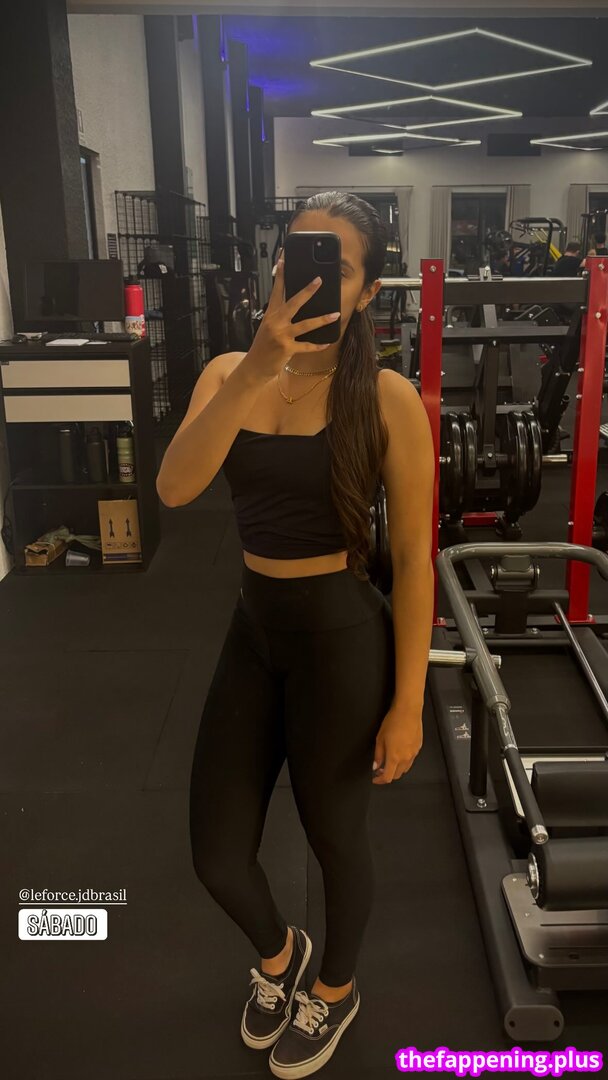 aanaquirino Foto OnlyFans Nuda #2