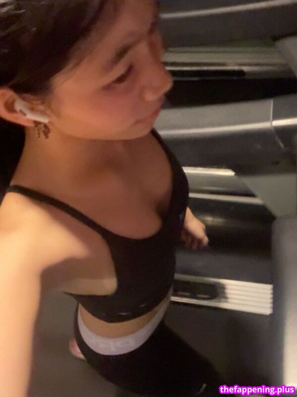 Saipetch B. / aaomhelloo Fotografie OnlyFans Dezbrăcată #249