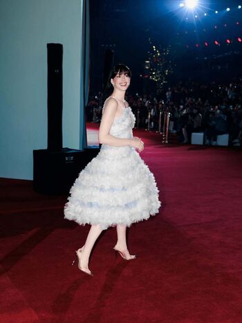 Anne Hathaway