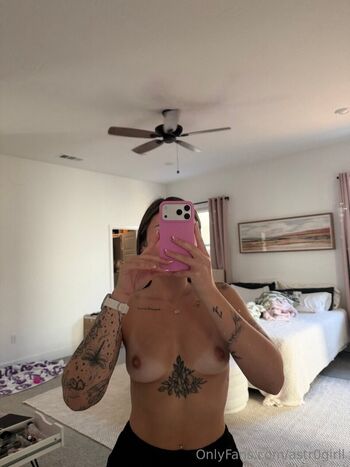 Astr0girll