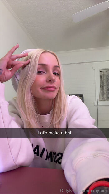 babyfooji / peachtot