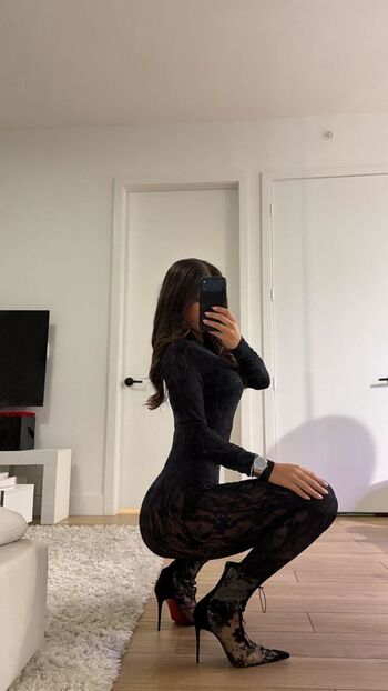 Caitlin strezovski. Caitlinstrez