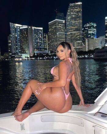 Camila Bernal