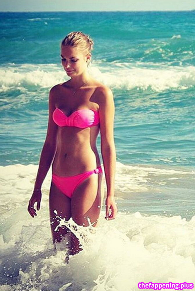 Cécile Fourrier Foto OnlyFans Nua #6