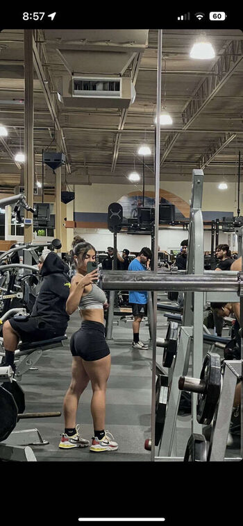 Chvzvanessa