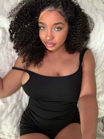 Corie Rayvon