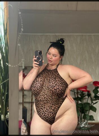 curvylizzz