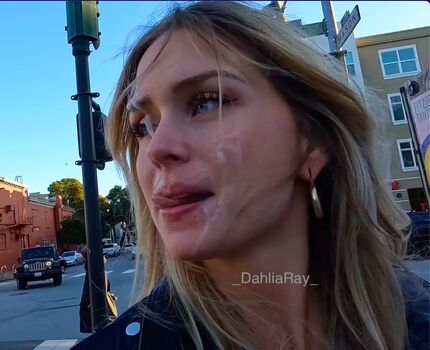 dahlia_ray