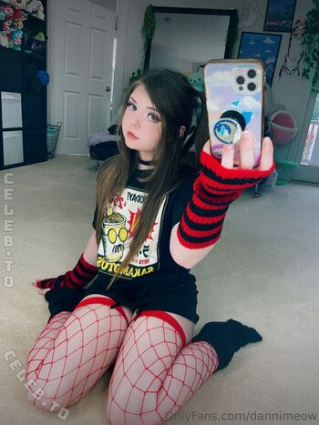 Danni Meow