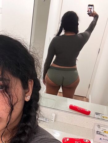 Desi Asszilla