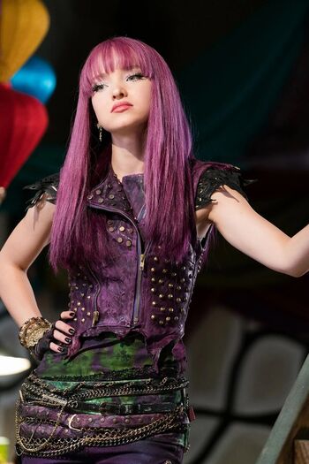 Dove Cameron