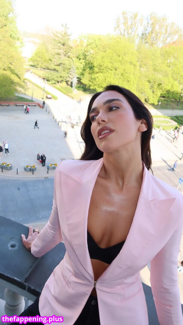 Dua Lipa