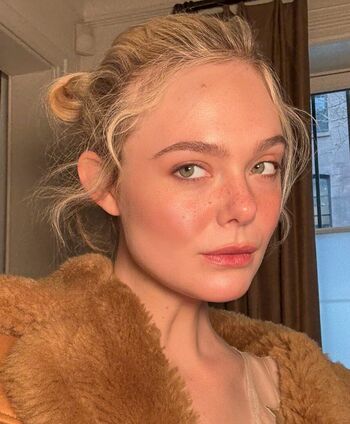 Elle Fanning