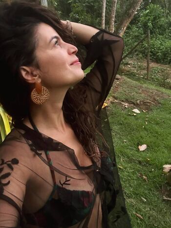 Emanuelle Araújo