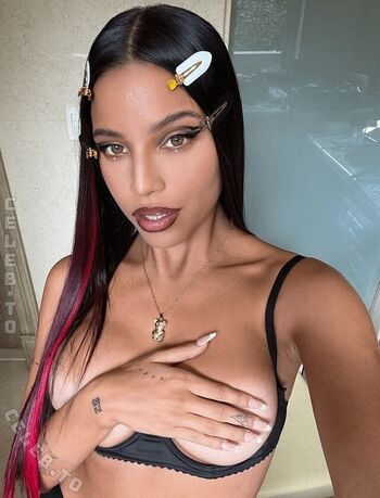 Emilia Mernes