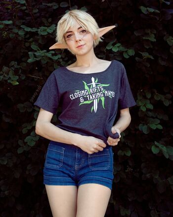 Ginny Di