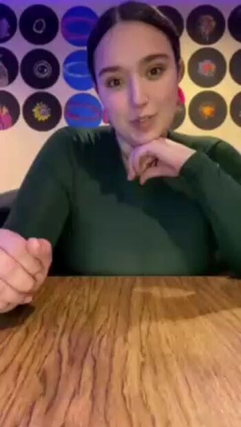 Gostosas Com Peitos Caidos