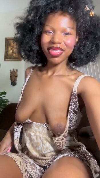 Gostosas Com Peitos Caidos