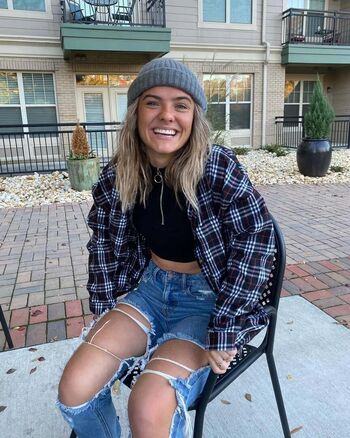 Hannah Schlenker