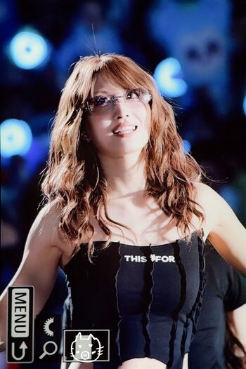 Hirai Momo