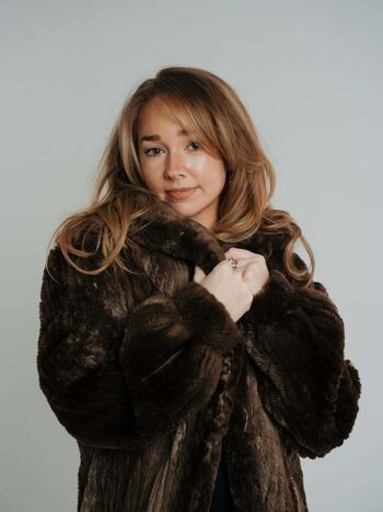 Holly Taylor