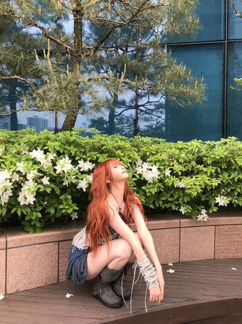 Hong Eunchae 홍은채