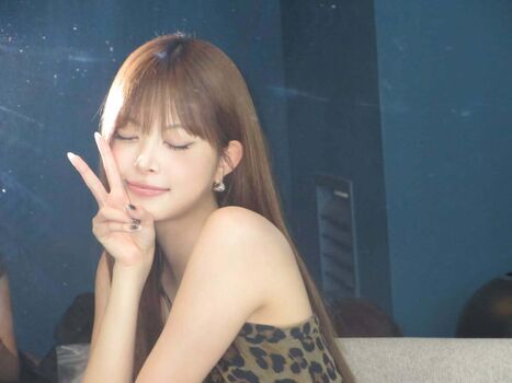 Hong Eunchae 홍은채