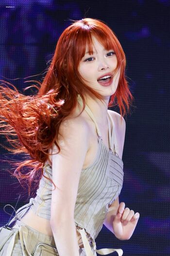 Hong Eunchae 홍은채