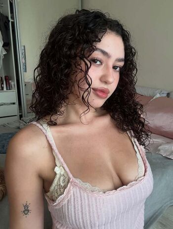 isabellaissweet