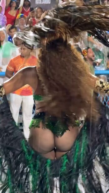 Iza Cantora