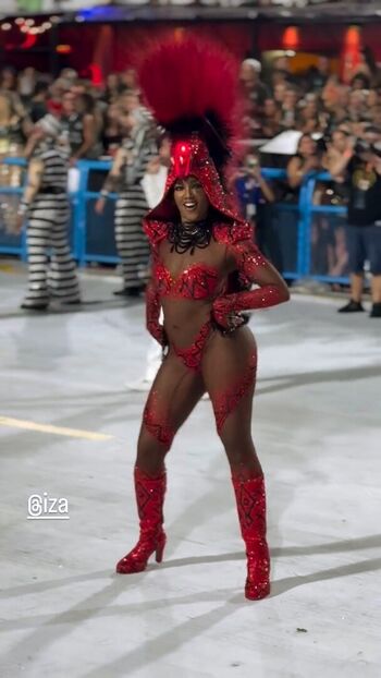 Iza Cantora