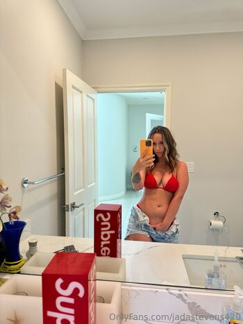 Jada Stevens