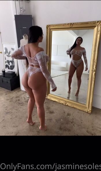 Jasmine Christine