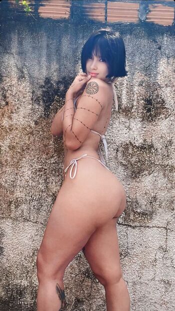 Julia Medeiros