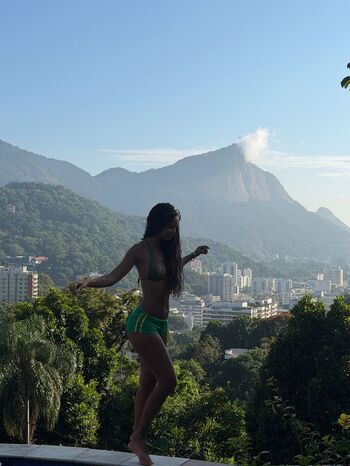 Juliana Nalu