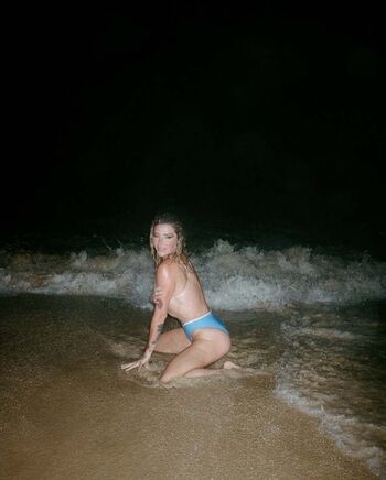 KeshaRose