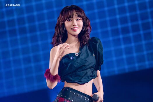 Kim Chaewon