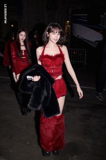 Kim Chaewon