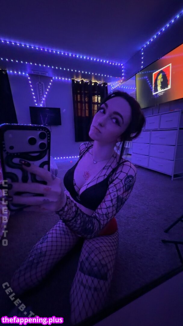https: / kkaywwaa Nahá OnlyFans fotografie #48