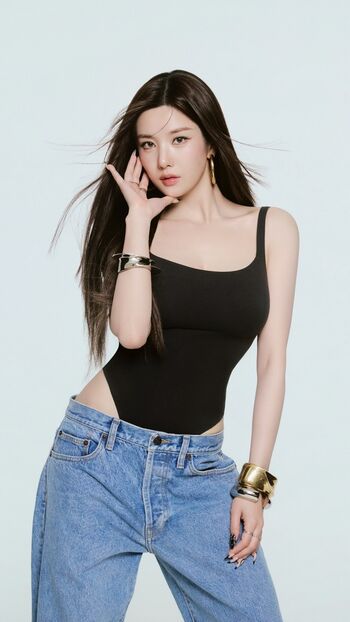 Kwon Eunbi