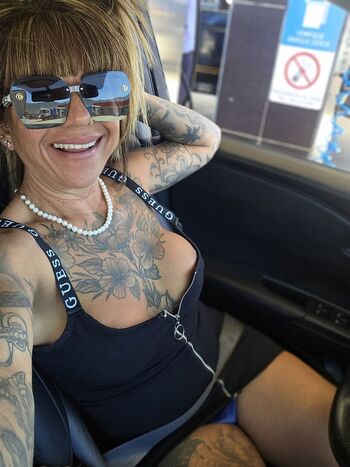 La_dama_tatuada