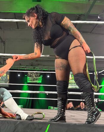 Lana Austin