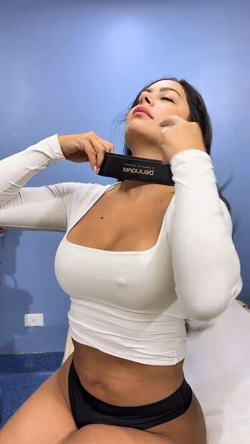 Larissa Riquelme