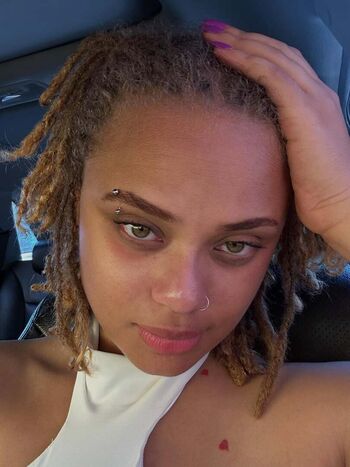 Lexcova / Lexay_X / Kingkorbel