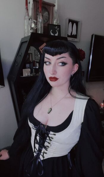 lilythelincoln