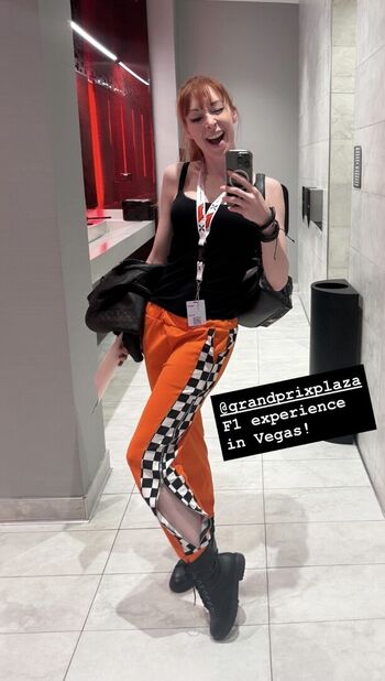 Lisa Foiles